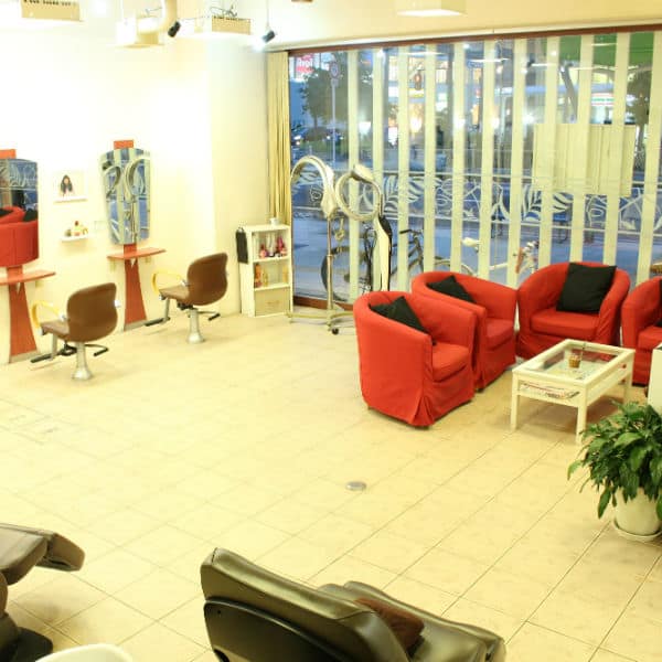 Hair studio Olive 大阪ドーム前店