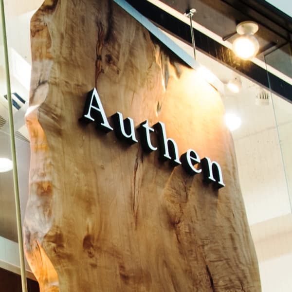 50代からの髪と頭皮を美しくする美容室Authen