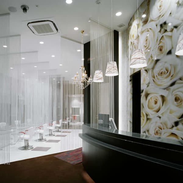 HAIR & MAKE EARTH あがり浜店