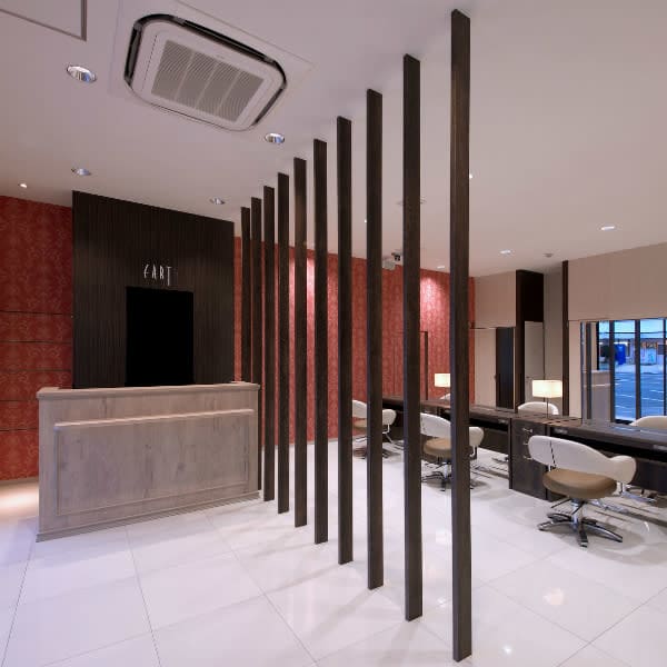 HAIR & MAKE EARTH 三木店