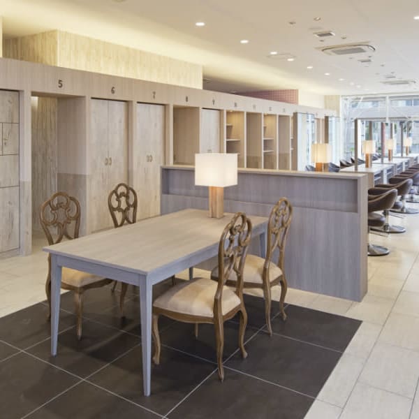 HAIR & MAKE EARTH 土気あすみが丘店