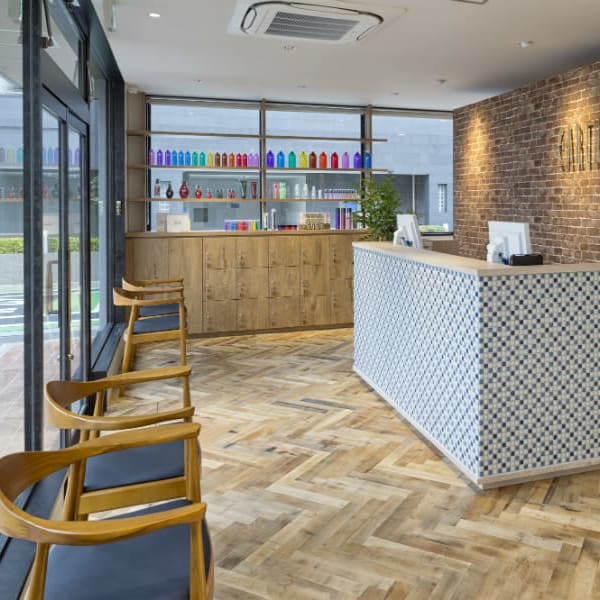 HAIR & MAKE EARTH 新所沢店