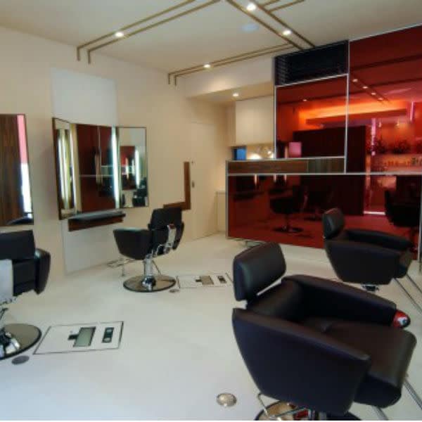 美容室エステインターナショナル