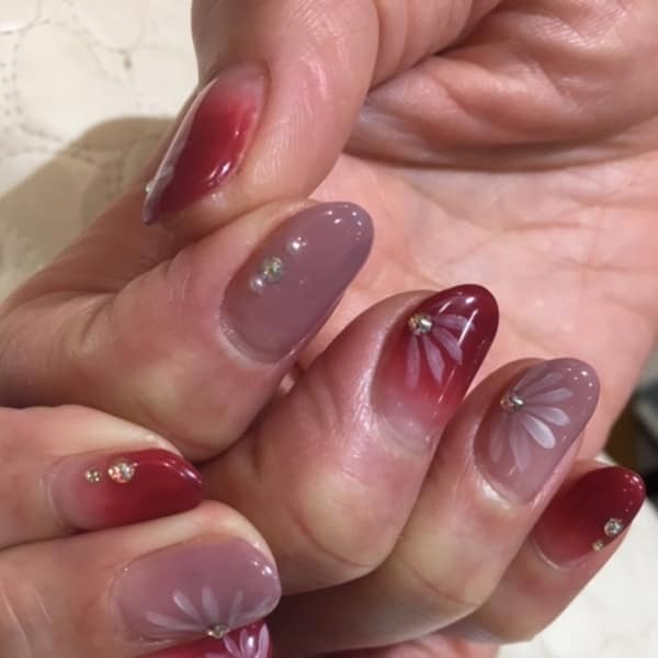 グラデーションネイル