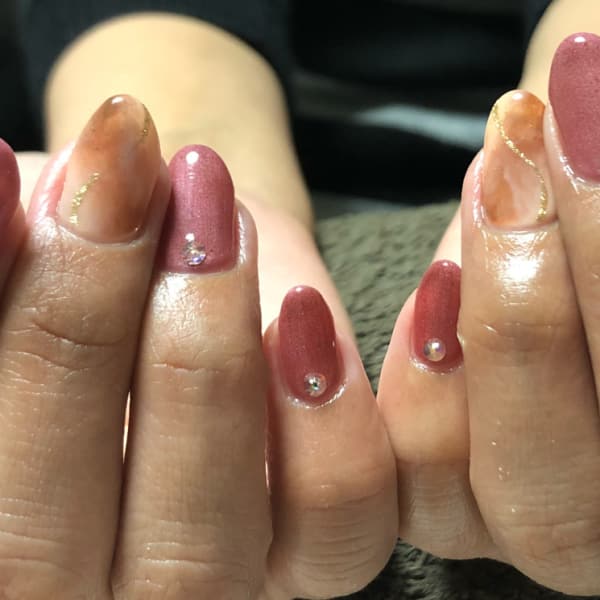 シンプル二本アート➕ストーン追加