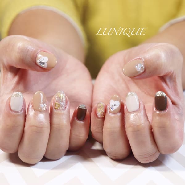 シンプルバレンタインネイル