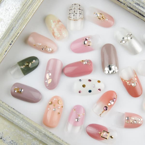 選べる!20種類★アート2本込みコース|Nail Manicia