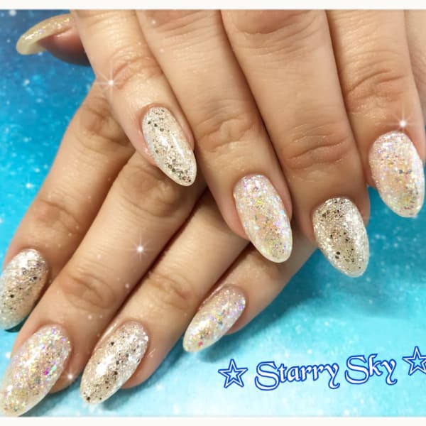 キラキラネイル