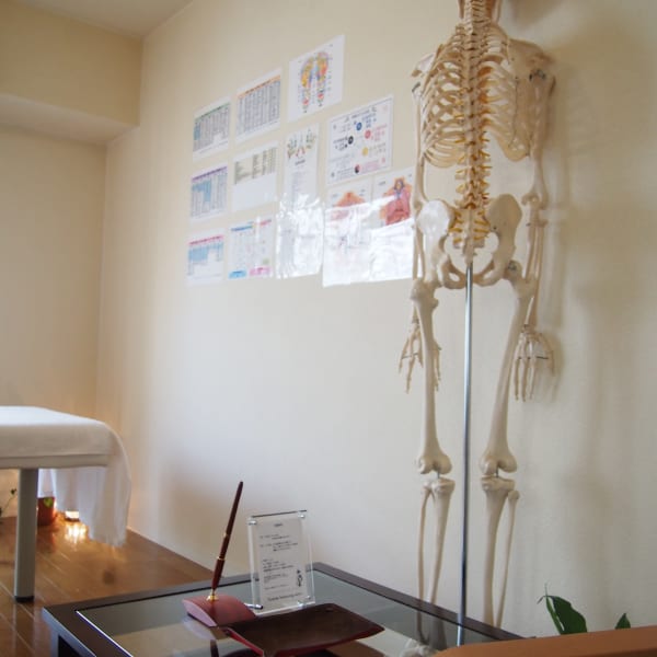 TOMITA BALANCING SALON