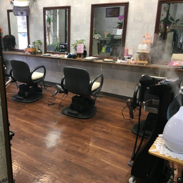 BEAUTY SALON ODA