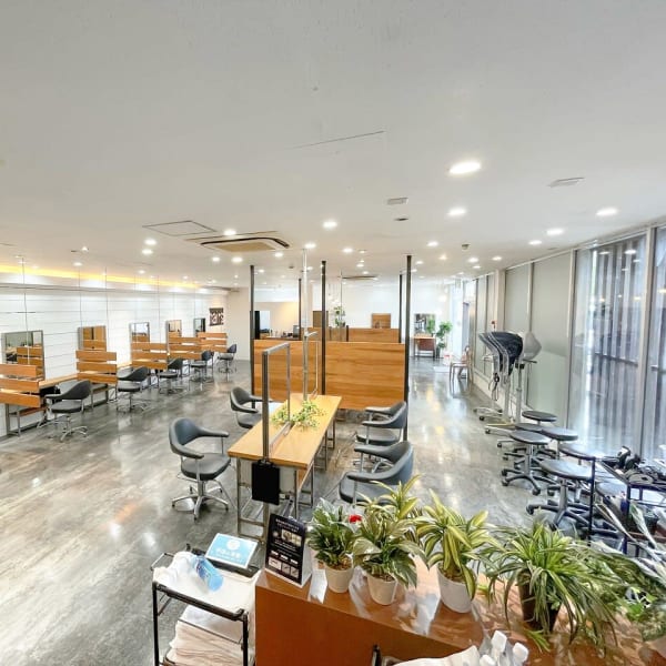 Hairs 姫路飾磨店 ヘアーズ ヒメジシカマテン の予約 サロン情報 美容院 美容室を予約するなら楽天ビューティ Hairs 姫路飾磨店 ヘアーズ ヒメジシカマテン の予約 サロン情報 美容院 美容室を予約するなら楽天ビューティ