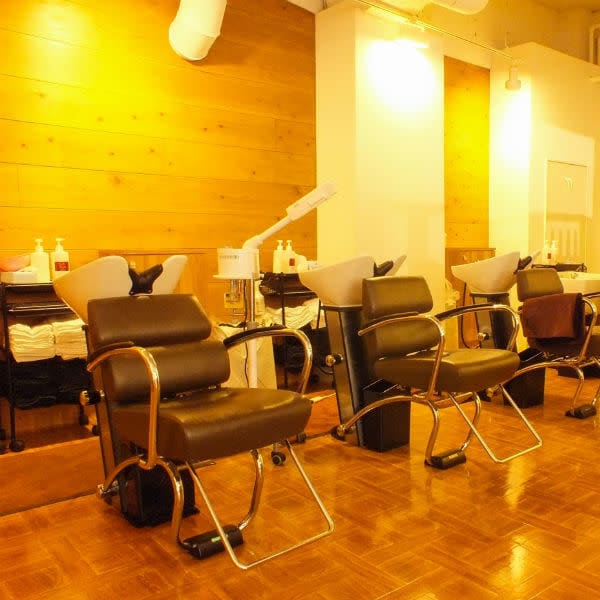 SALONS HAIR 八丁堀店
