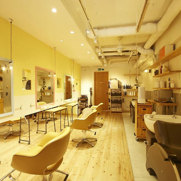 眉毛とまつげとヘアサロン 美容室 綿帽子 瀬戸店