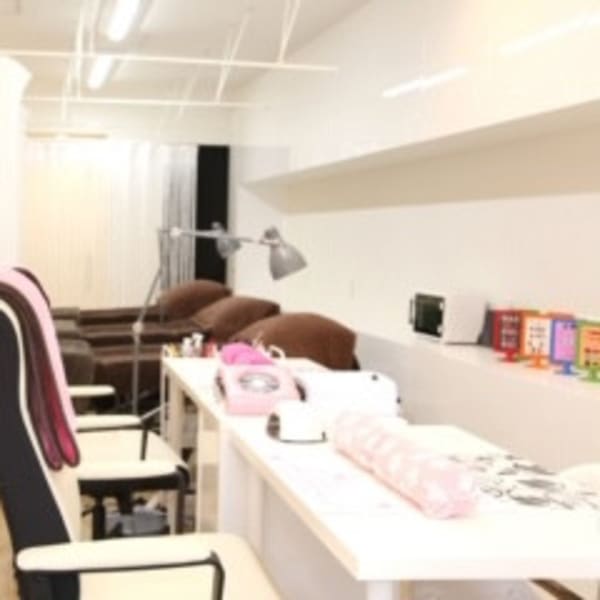 アイラッシュ&ネイルサロン Airis