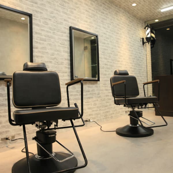men's hair & grooming salon W