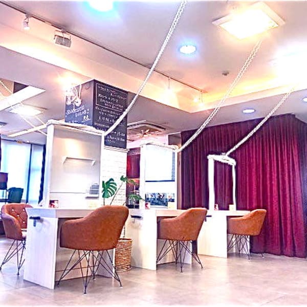 R Evolut Hair 松戸店 レボルトヘアー マツドテン の予約 サロン情報