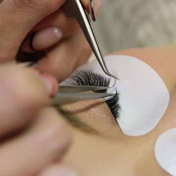 iris EYELASH