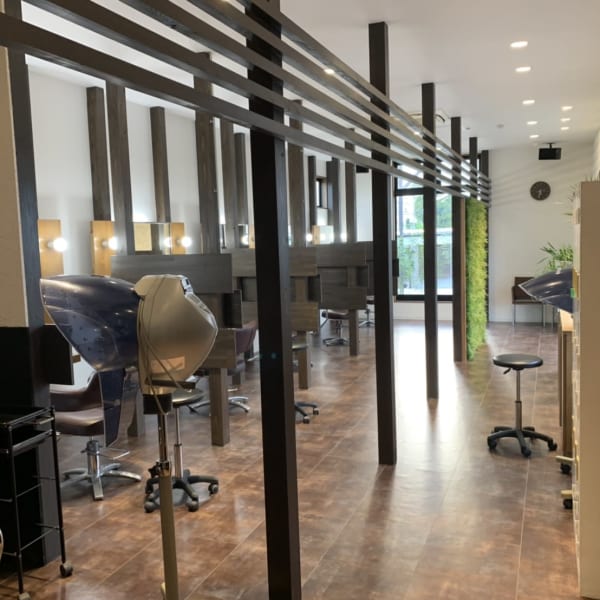 SALONS 小森野店