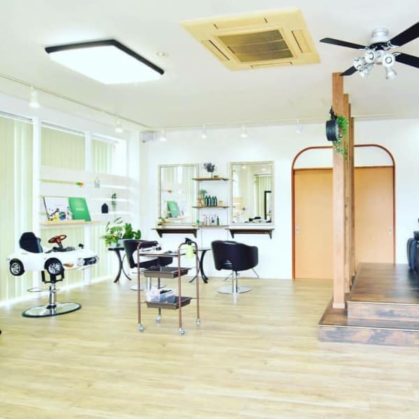 hair salon Regolith