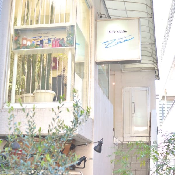 ma'am Zee 明大前店