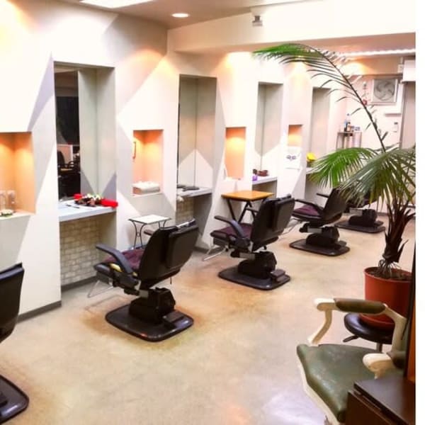 ヘアー&エステ EM’S 【町屋】