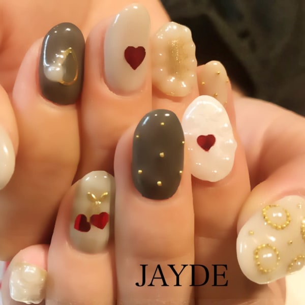 キュートなオーダーネイル