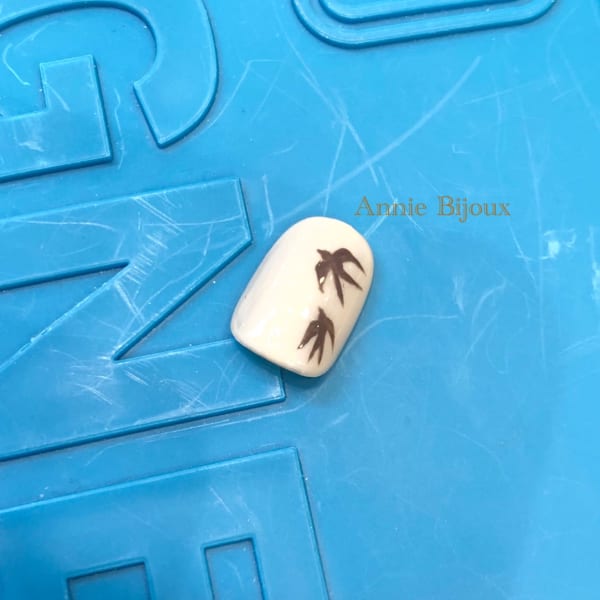 【ツバメネイル】