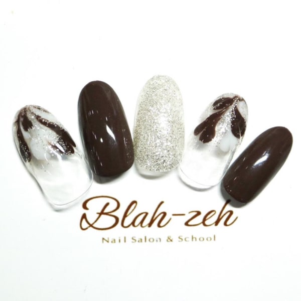 チョコレート風★ピーコックネイル