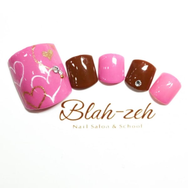 バレンタインフットネイル