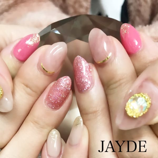 ピンクブラウンニュアンスネイル|JAYDE