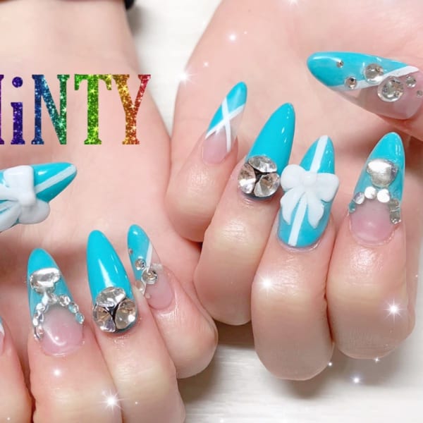 ティファニー風ネイル