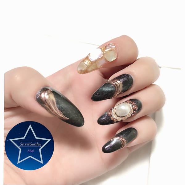 アクセサリーネイル|Secret Garden