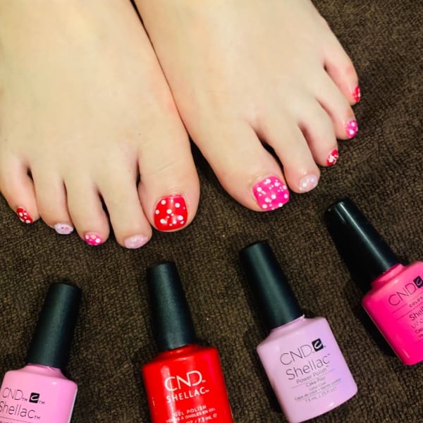 ピンクフットネイル