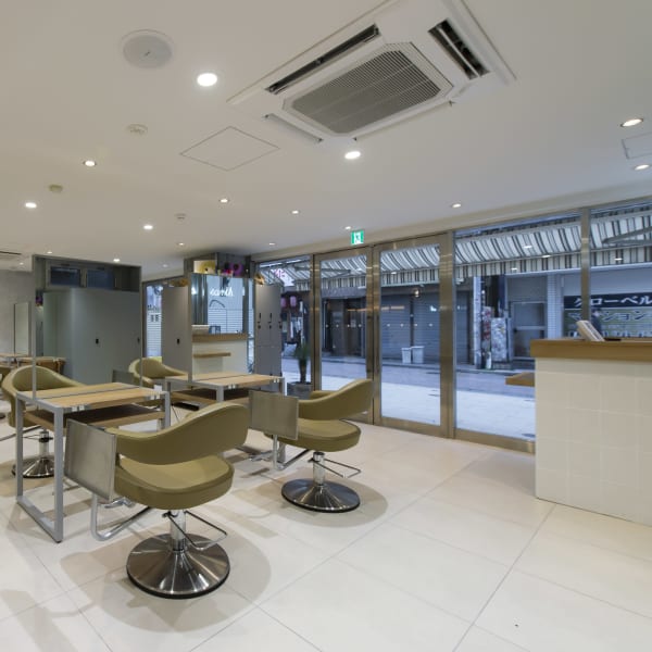 HAIR & MAKE EARTH 高円寺店