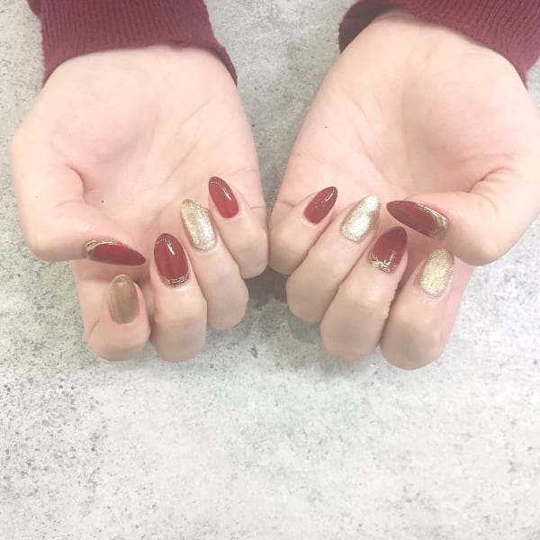 ワイドレッドネイル