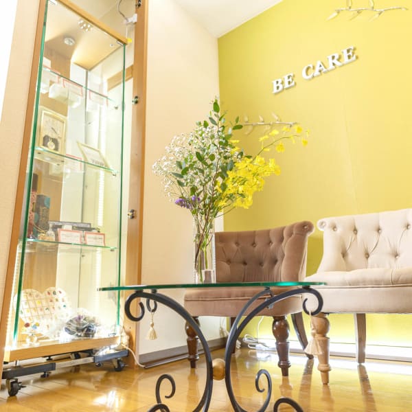 【BE CARE（ビィケア）】 まつ毛エクステ&眉毛