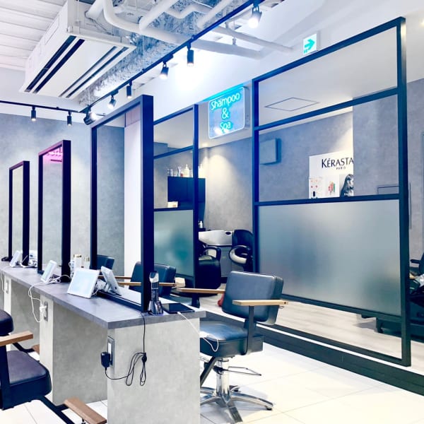 Flammeum 本厚木店 フラミューム ホンアツギテン の予約 サロン情報 美容院 美容室を予約するなら楽天ビューティ