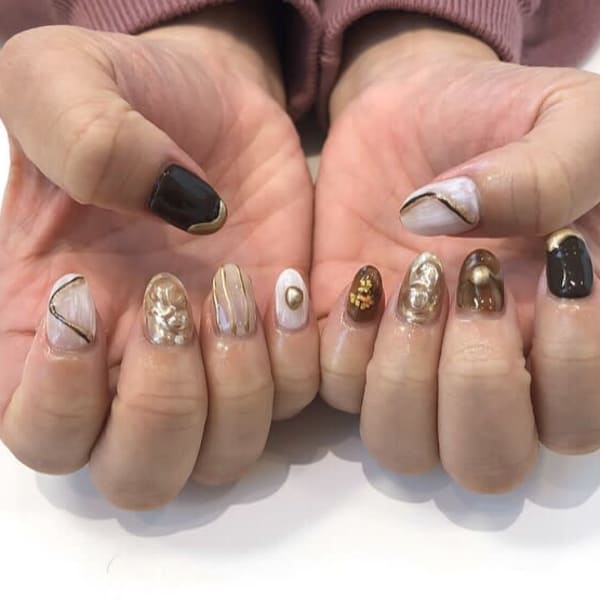 〈ジェル〉ブラウンニュアンスネイル