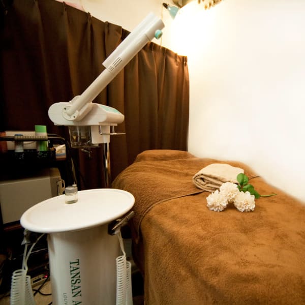 Private Salon Cherot