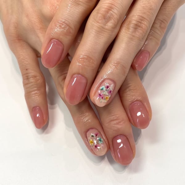〈ジェル〉押し花ネイル