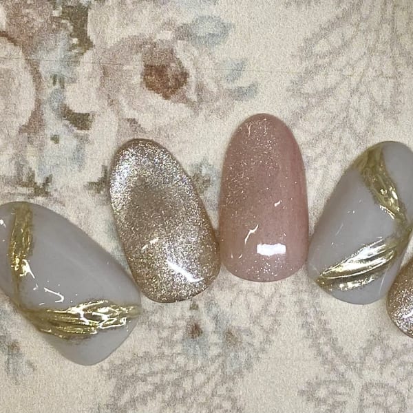 マグネット ミラ―ネイル