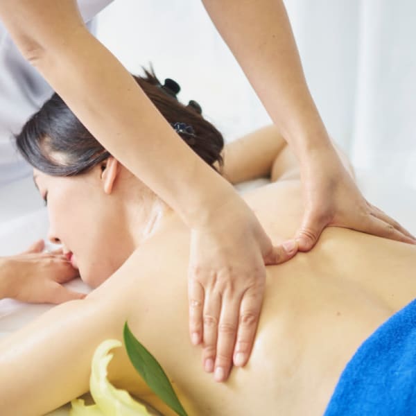 最強アロマトリートメント登場 Palas Atena 表参道