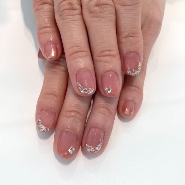 〈ジェル〉シアー×ミラーネイル