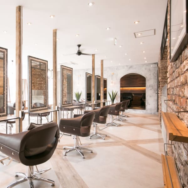AUBE HAIR flora【高知店】