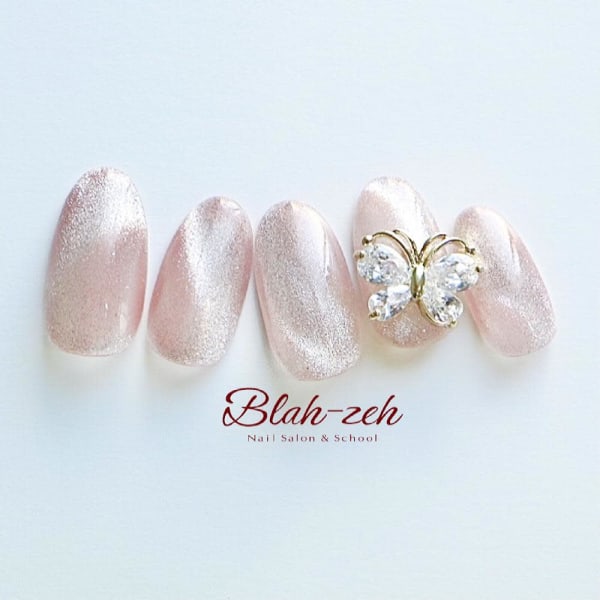 バタフライ×マグネットネイル