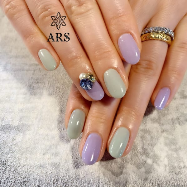 春のくすみカラー