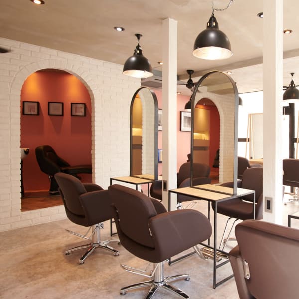 AUBE HAIR leo【千歳烏山店】