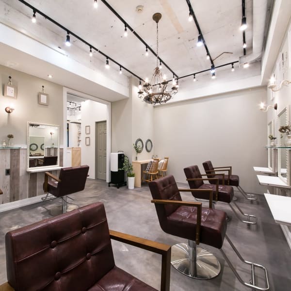 AUBE HAIR reve【自由が丘店】