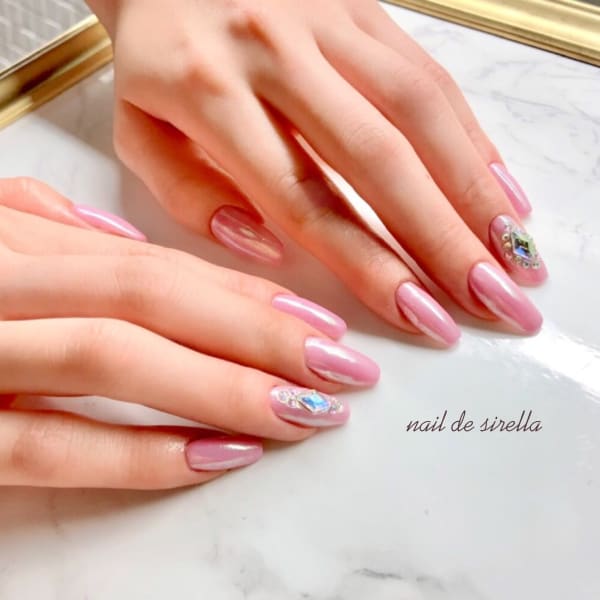 スタッフネイル