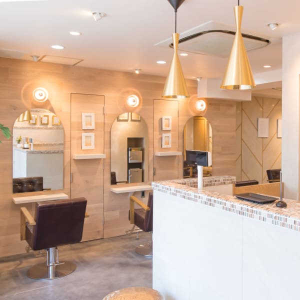 AUBE HAIR shinjuku【新宿東口店】